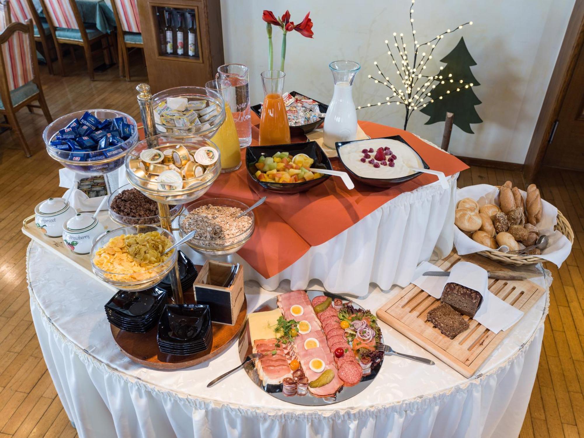 Hotel Neuwirt Kirchdorf in Tirol Εξωτερικό φωτογραφία