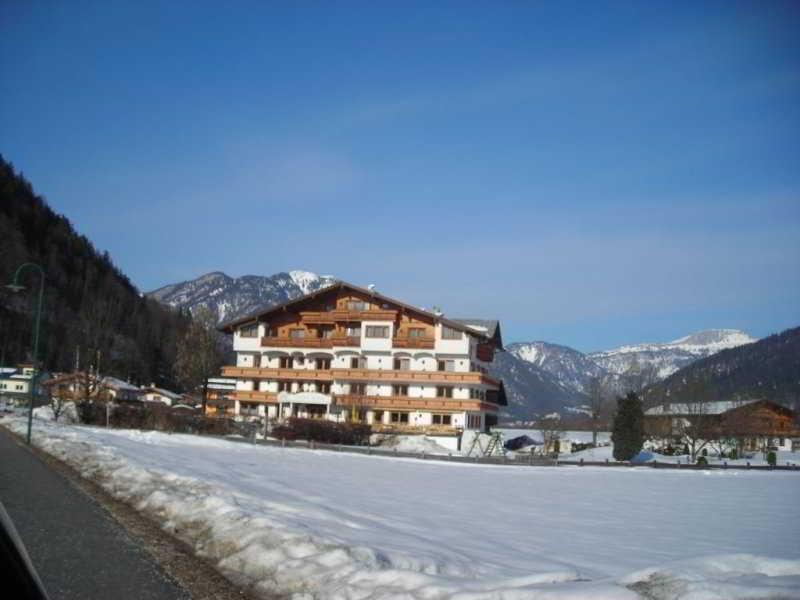 Hotel Neuwirt Kirchdorf in Tirol Εξωτερικό φωτογραφία